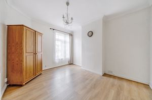 Dining room- click for photo gallery